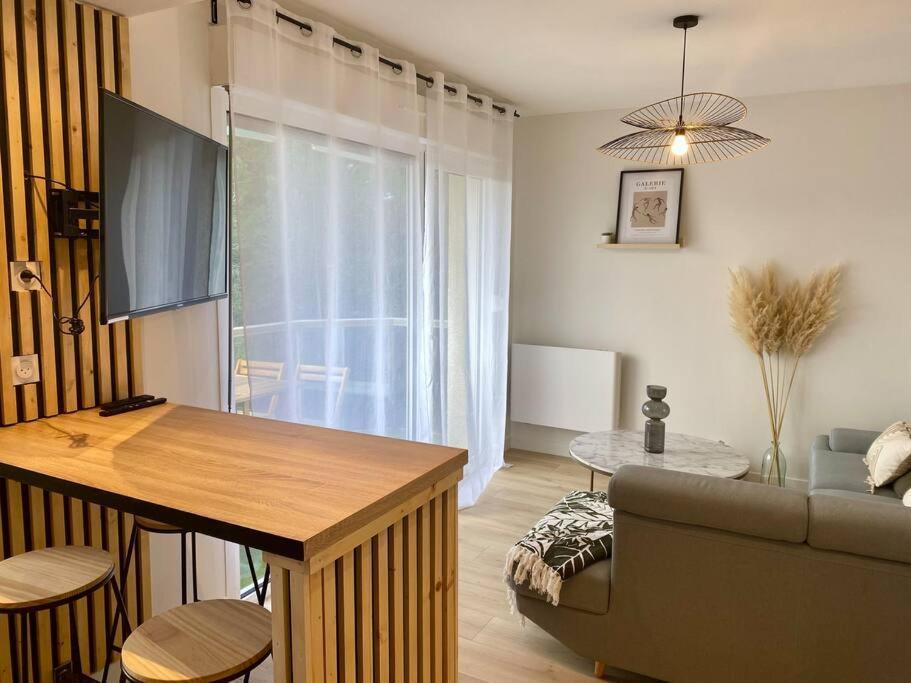 Апартаменты L'Alcove - T2 Calme, Terrasse & Parking Prive Кастр Экстерьер фото